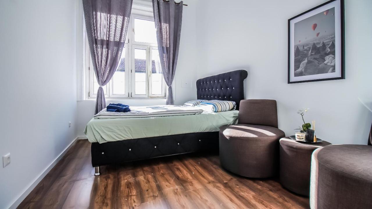 Superior Double Room Lv Wien Exteriör bild